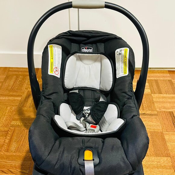 Chicco Other - Chicco KeyFit Infant Car Seat and Base
